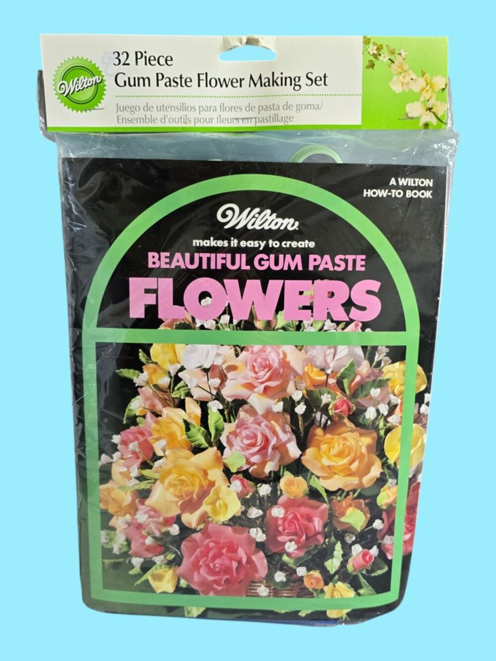 NEW Sealed! Wilton 32 Piece Gum Paste Flower Making Set w/ Book & Tools Included